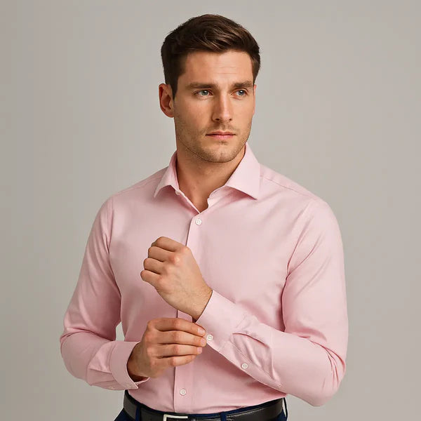 Camicia antigrinze dal taglio aderente