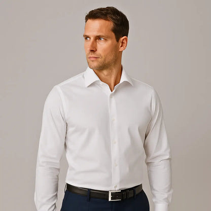 Camicia antigrinze dal taglio aderente